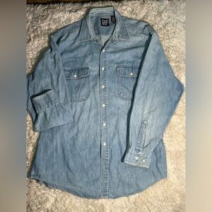 Vintage early 2000’s men’s Gap long sleeve